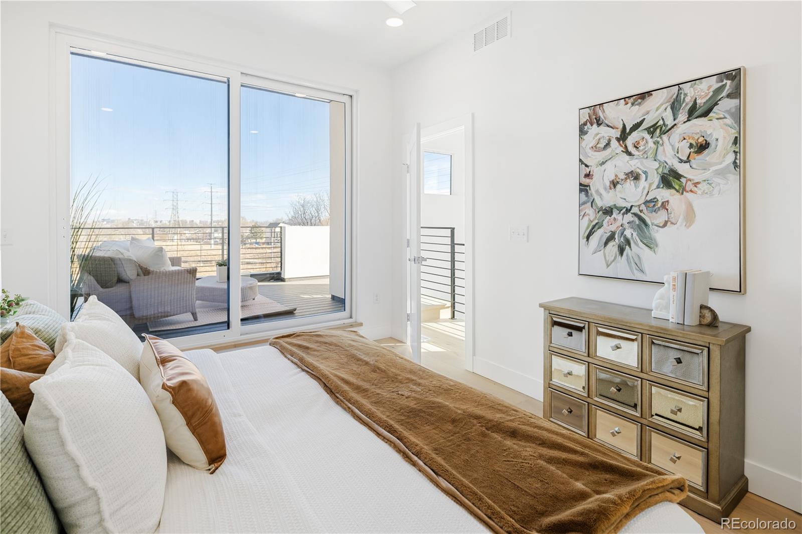MLS Image #28 for 1221  newton street,denver, Colorado