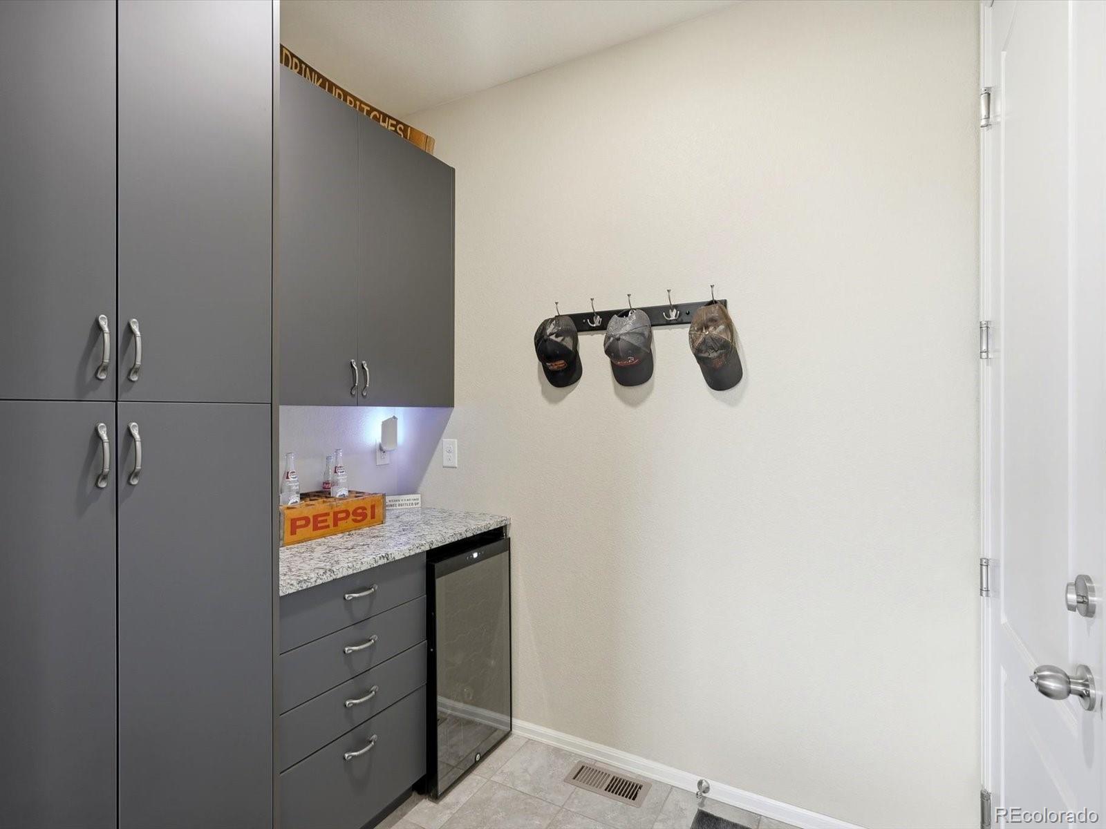 MLS Image #22 for 8508  eldora way,arvada, Colorado