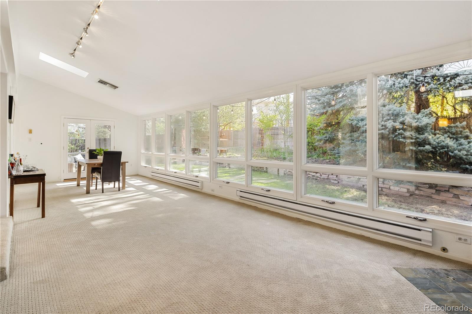MLS Image #16 for 6580 e colorado drive,denver, Colorado
