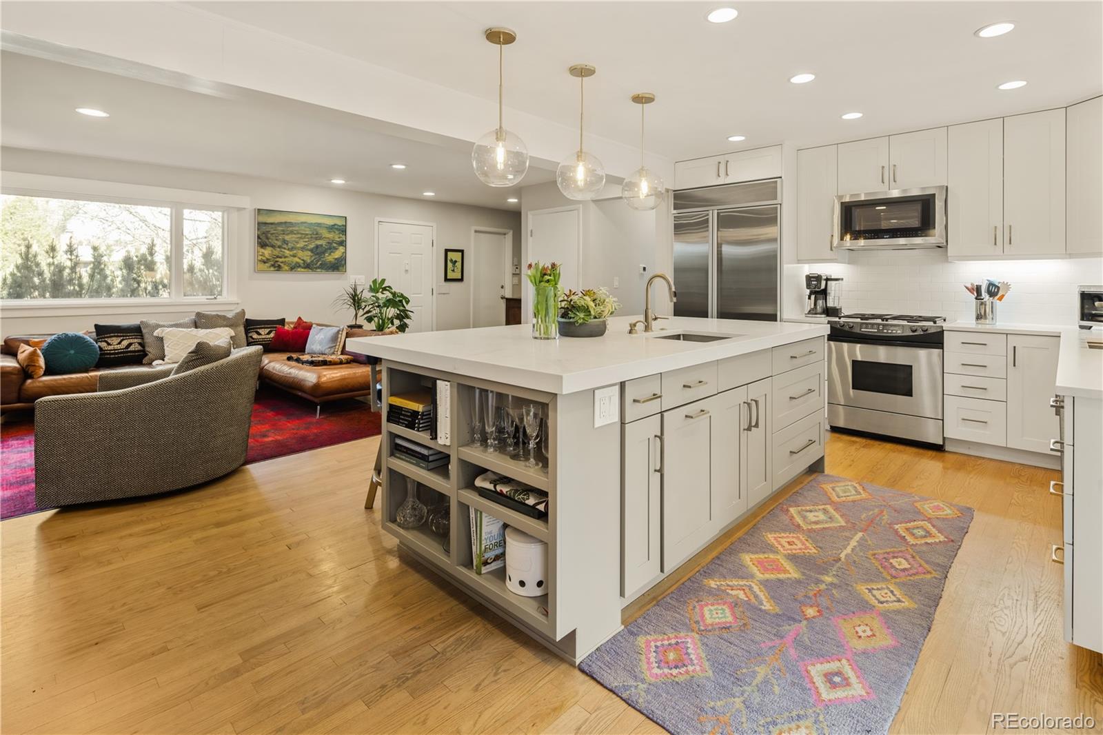 MLS Image #7 for 6580 e colorado drive,denver, Colorado