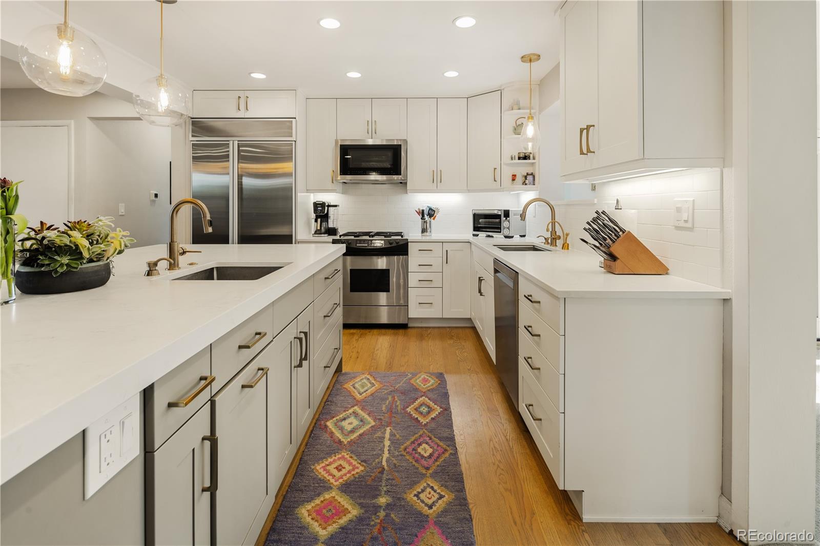 MLS Image #8 for 6580 e colorado drive,denver, Colorado