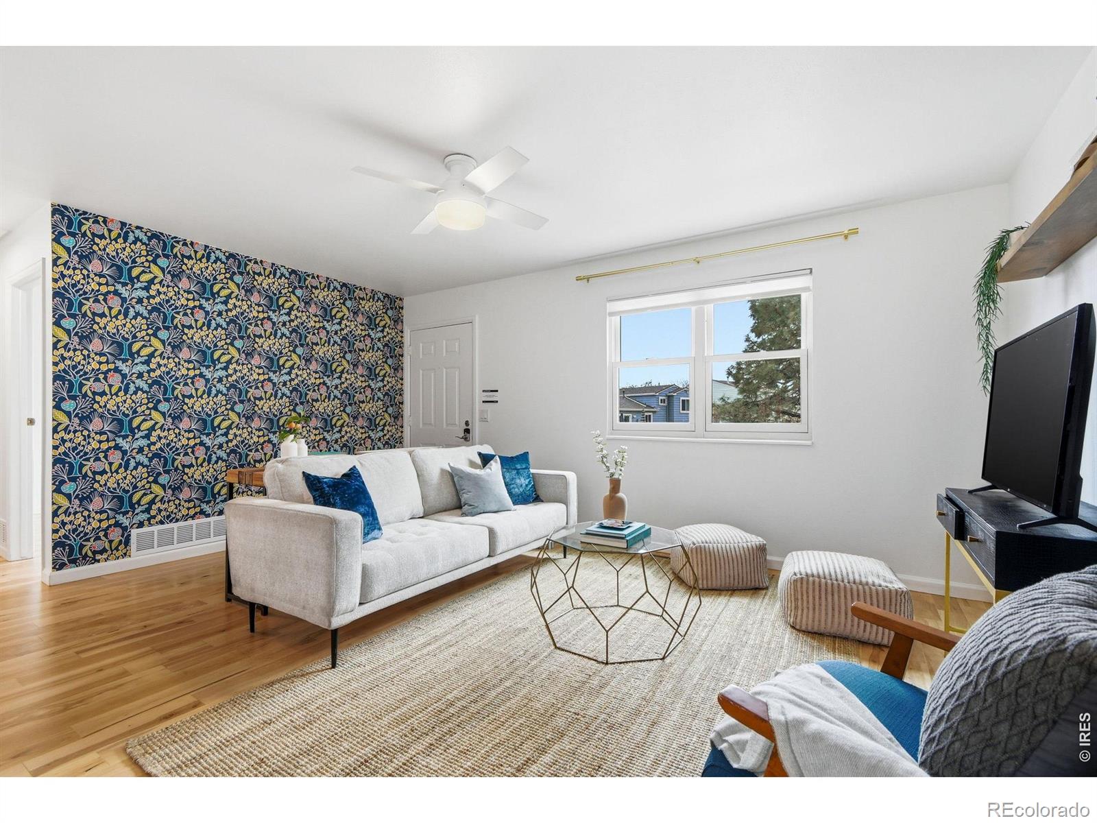 MLS Image #3 for 9571 w 104th drive,broomfield, Colorado
