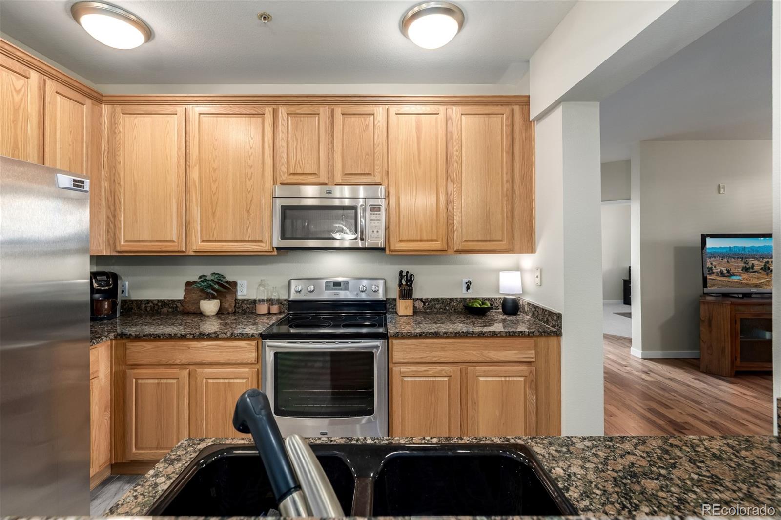 MLS Image #12 for 4100  albion street 109,denver, Colorado