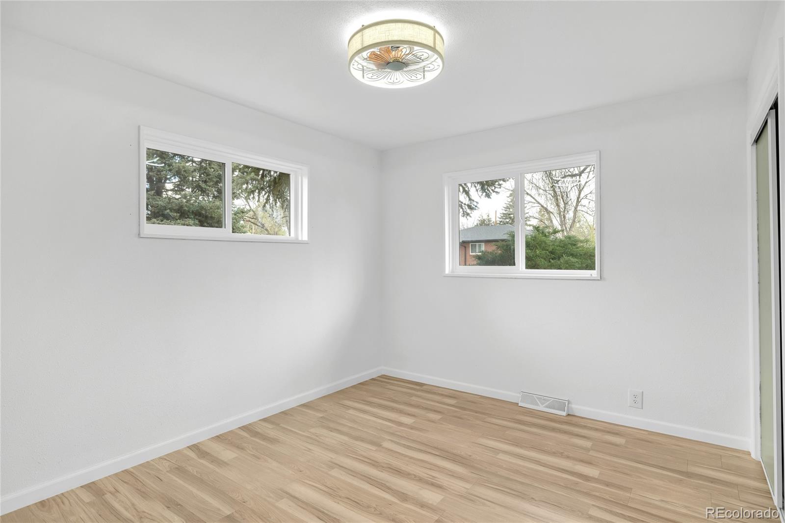 MLS Image #17 for 3320 w saratoga avenue,englewood, Colorado