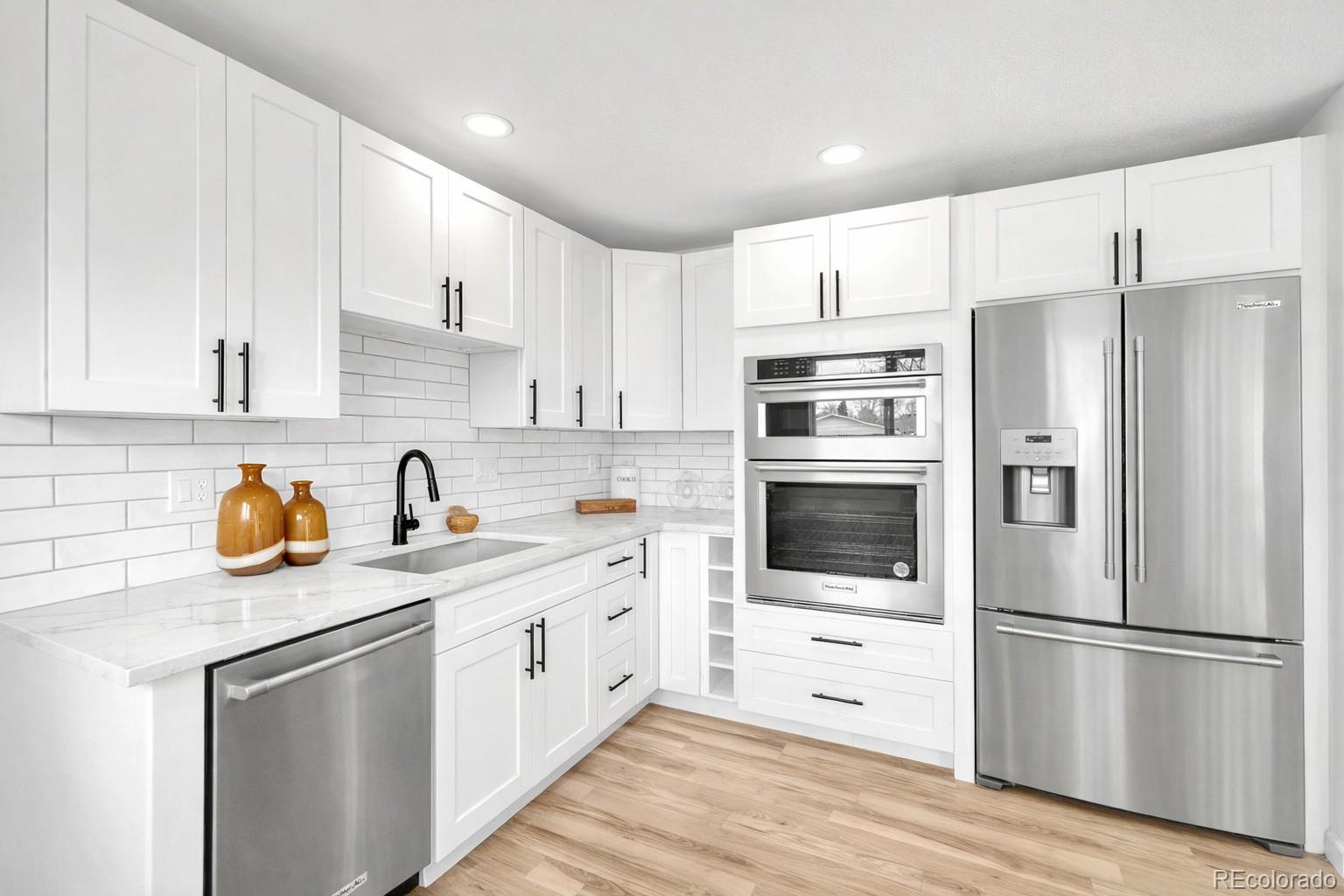 MLS Image #8 for 3320 w saratoga avenue,englewood, Colorado