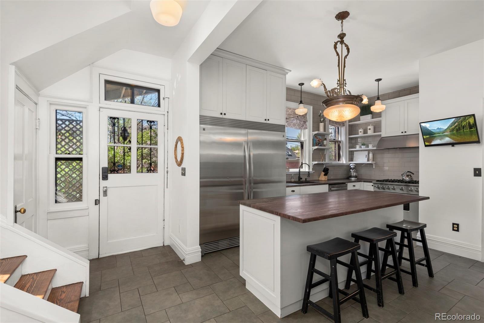 MLS Image #20 for 1351 n franklin street,denver, Colorado