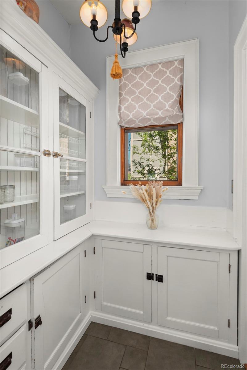 MLS Image #22 for 1351 n franklin street,denver, Colorado