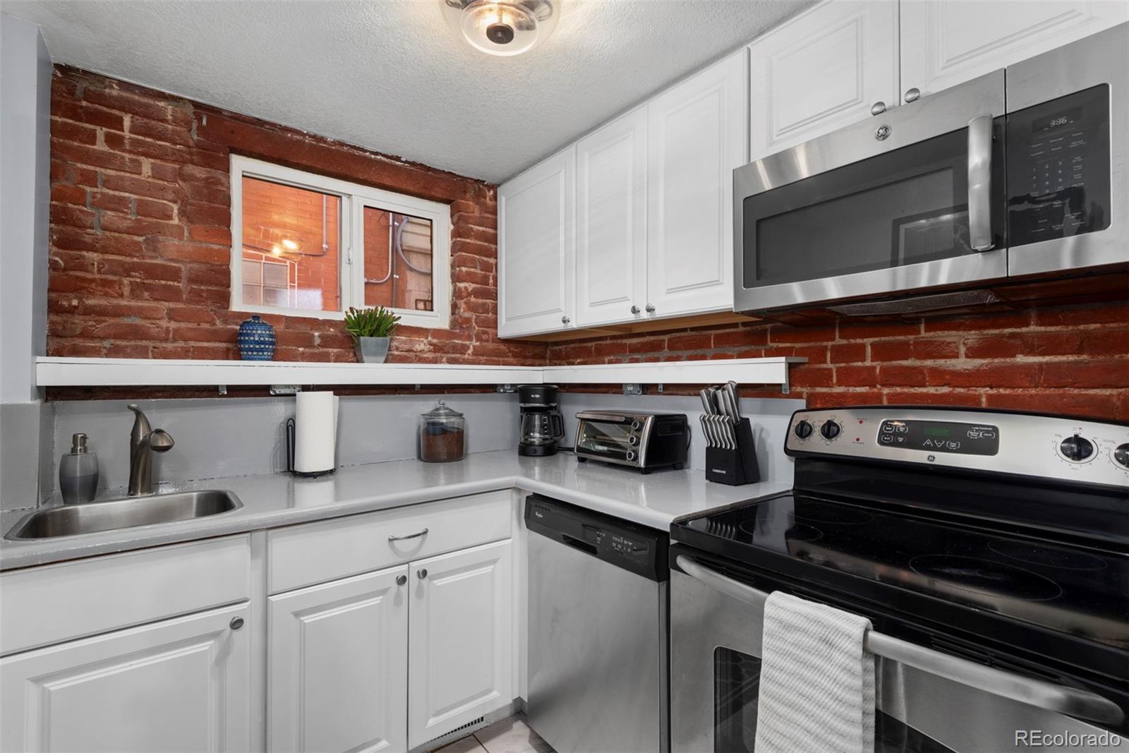 MLS Image #41 for 1351 n franklin street,denver, Colorado