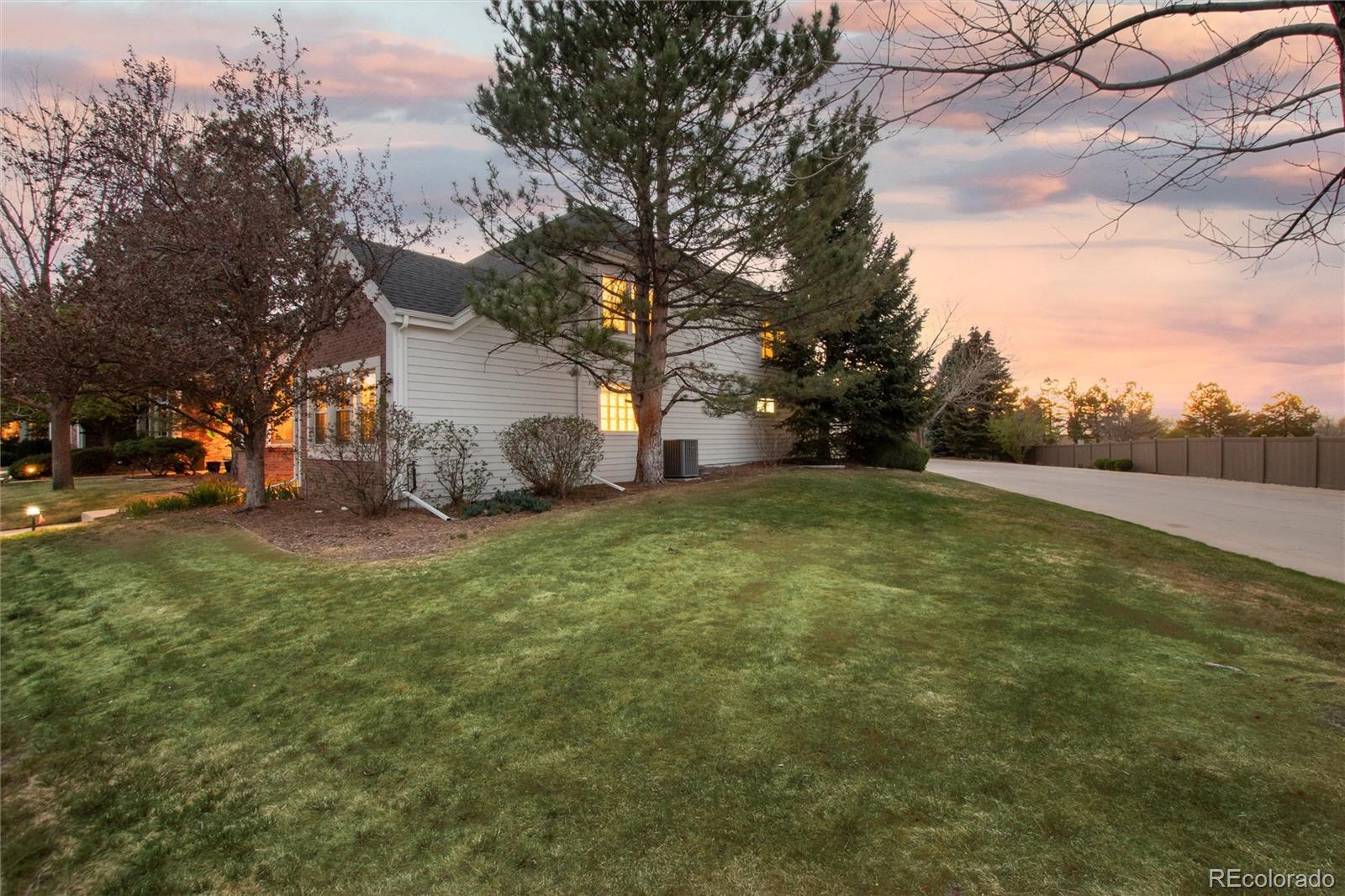 MLS Image #1 for 1011 s valentia street,denver, Colorado