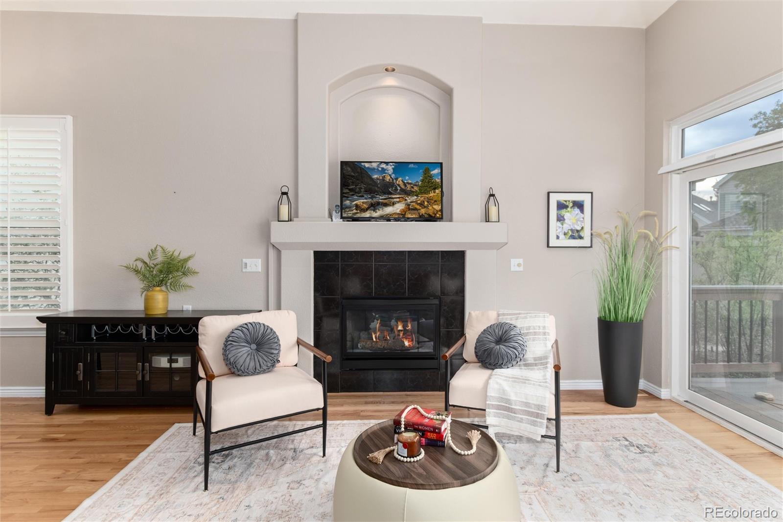 MLS Image #11 for 1011 s valentia street,denver, Colorado