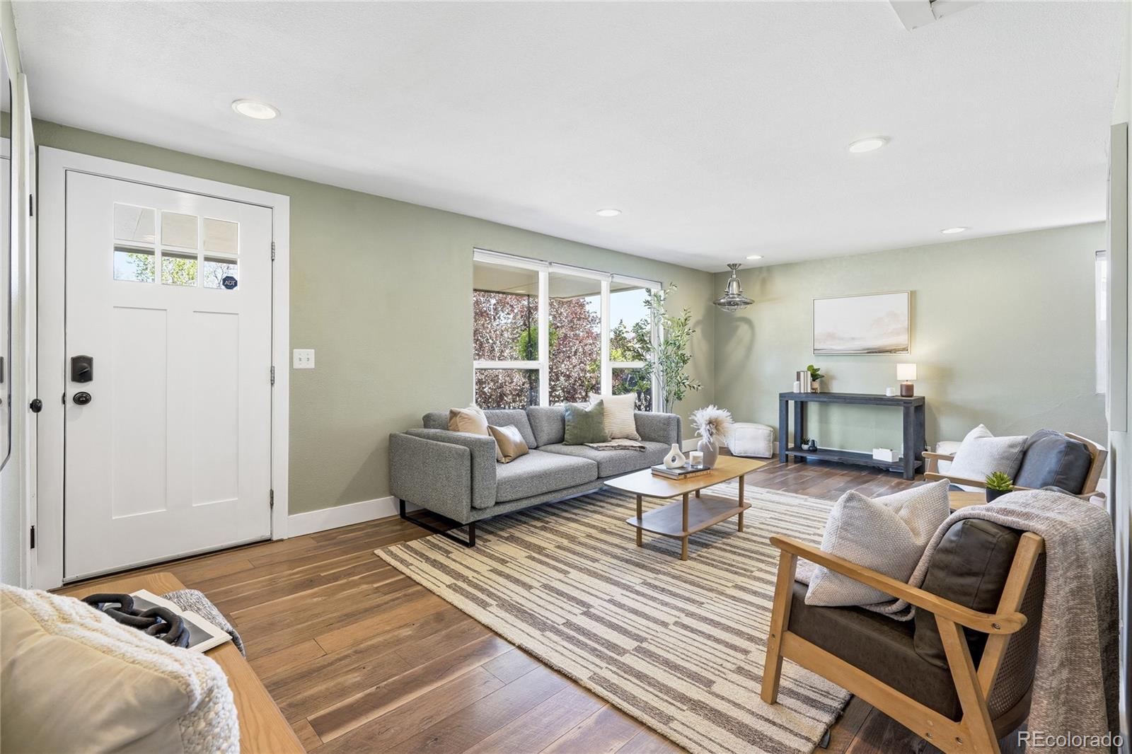 MLS Image #4 for 1560 w beekman place,denver, Colorado