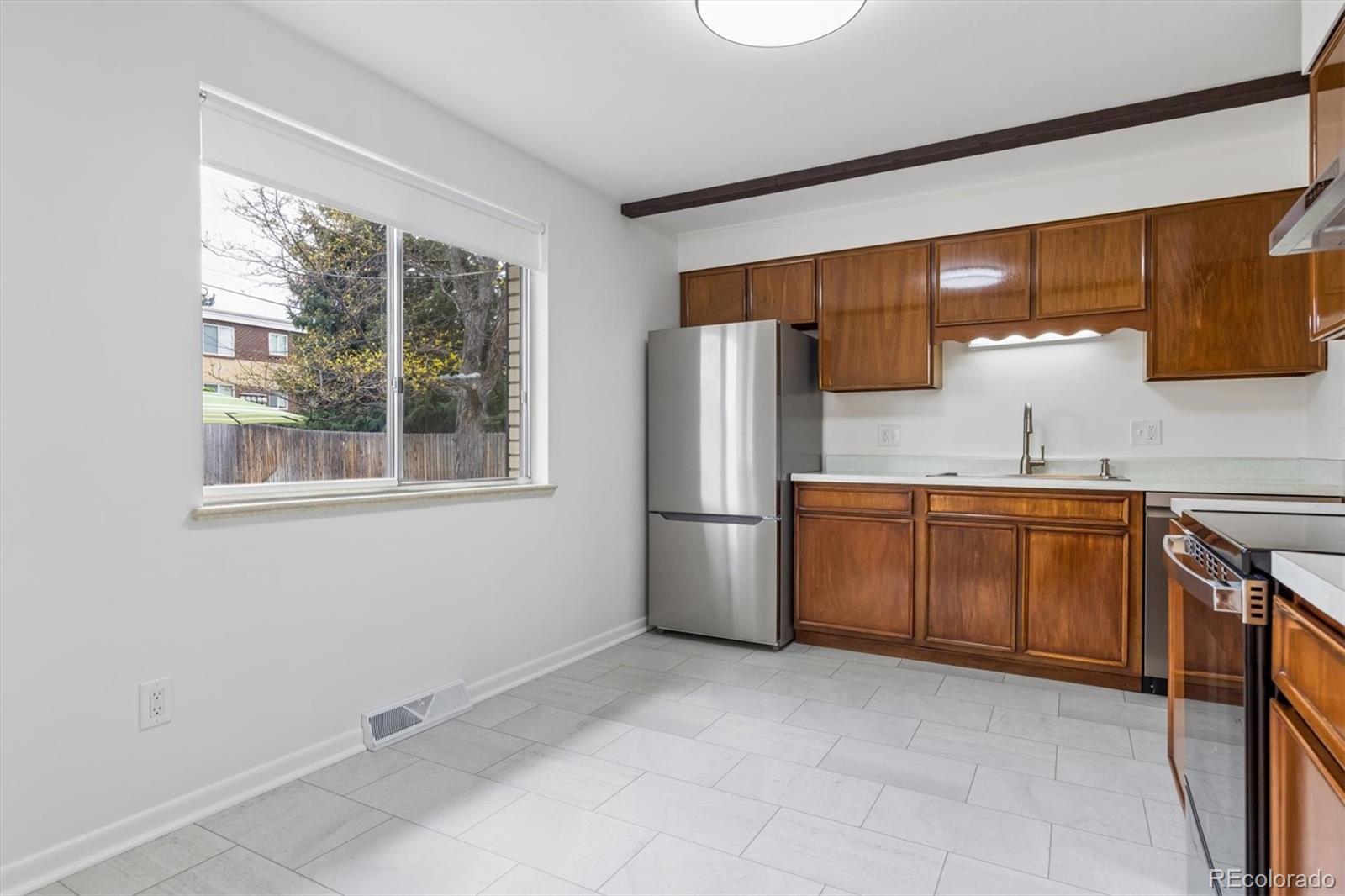 MLS Image #8 for 10690 w 8th place,lakewood, Colorado