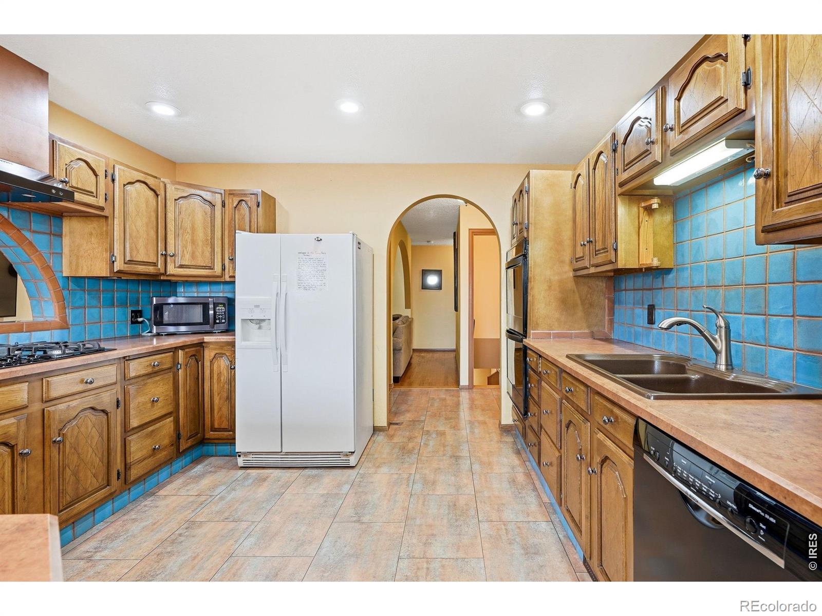 MLS Image #11 for 11  james circle,longmont, Colorado