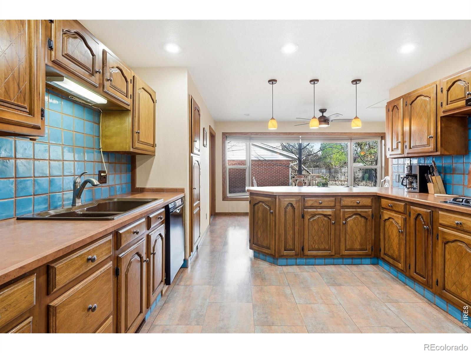 MLS Image #13 for 11  james circle,longmont, Colorado