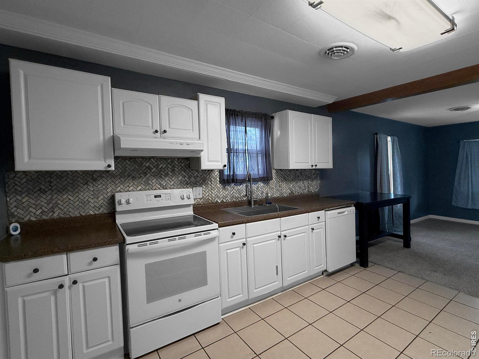 MLS Image #5 for 512  cleveland street,sterling, Colorado
