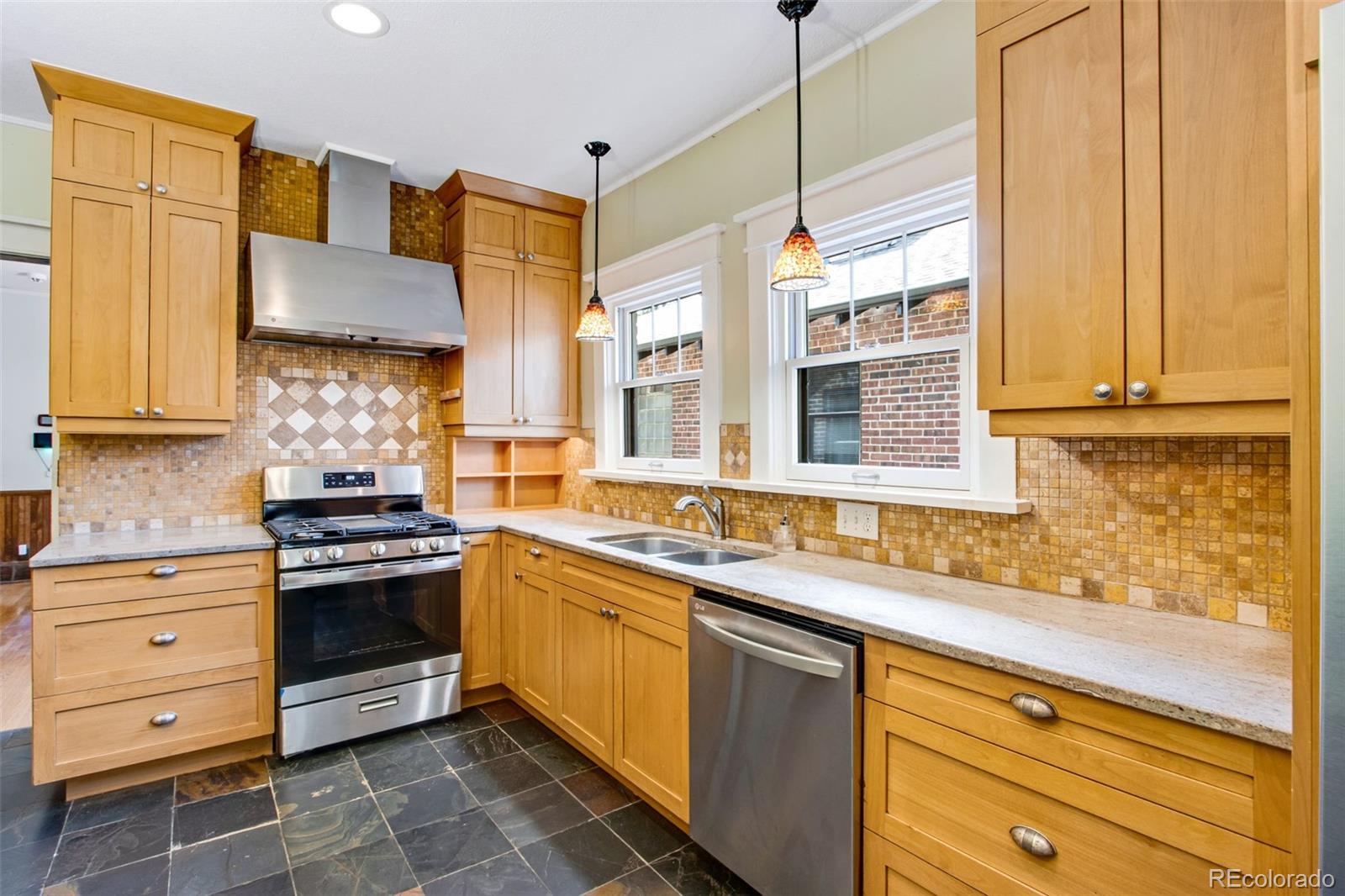 MLS Image #16 for 2511  birch street,denver, Colorado