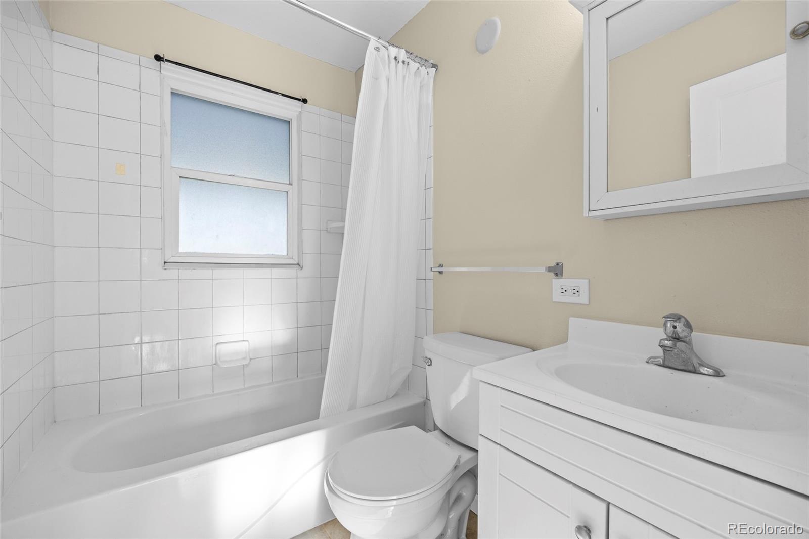 MLS Image #21 for 2060 s knox court,denver, Colorado