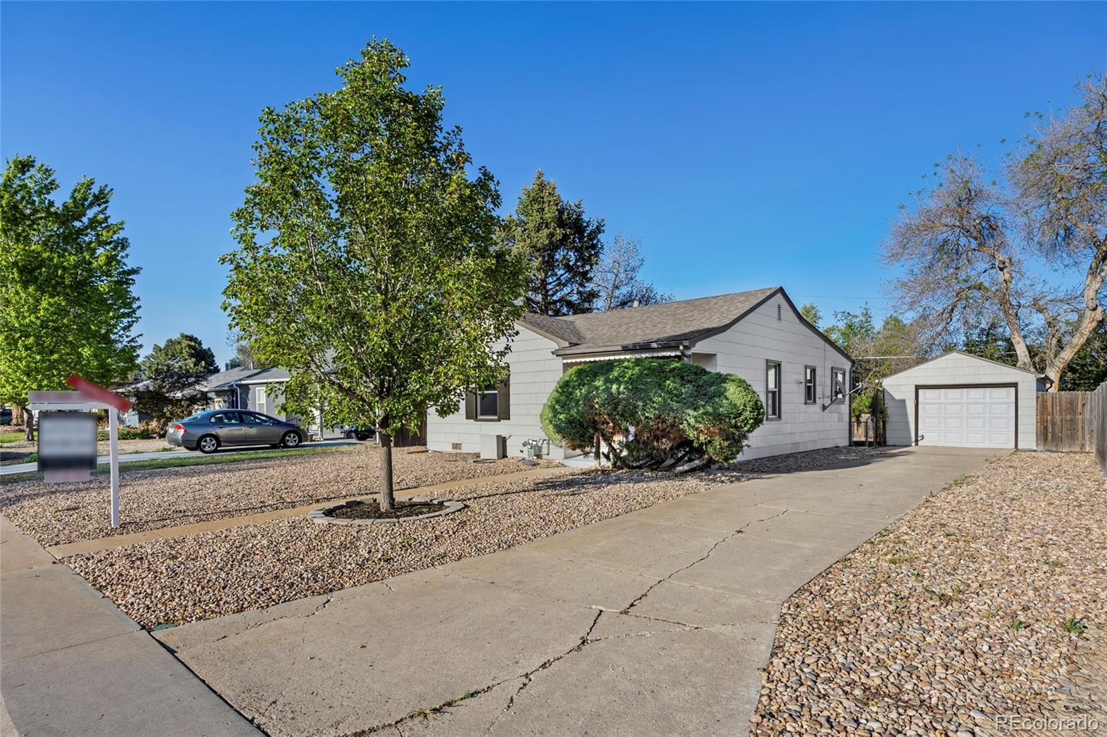 MLS Image #29 for 2060 s knox court,denver, Colorado