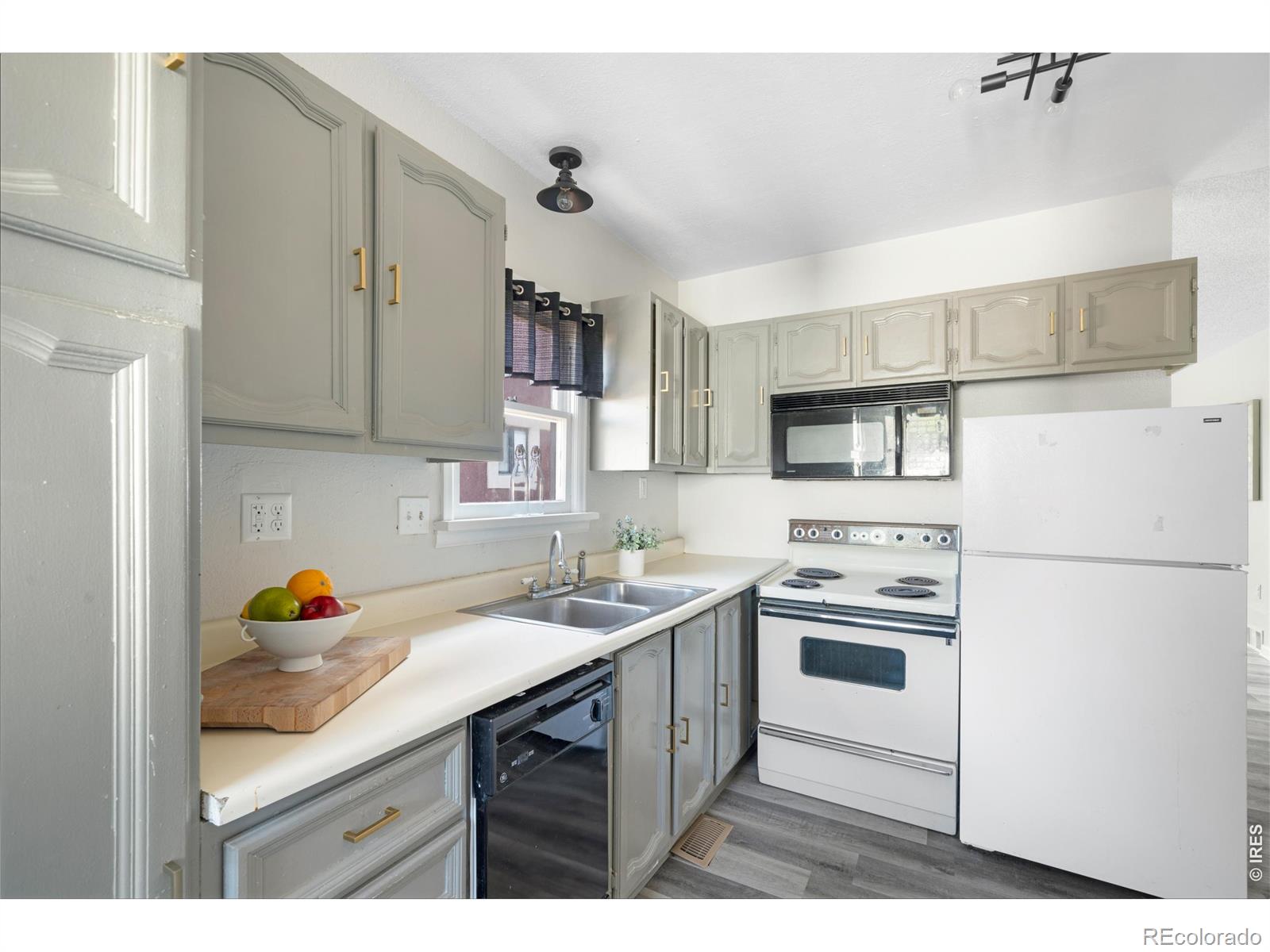 MLS Image #16 for 1309  7th street,greeley, Colorado
