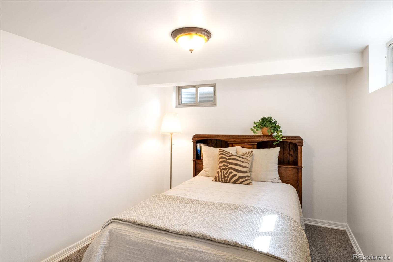 MLS Image #25 for 7600 e 22nd avenue,denver, Colorado