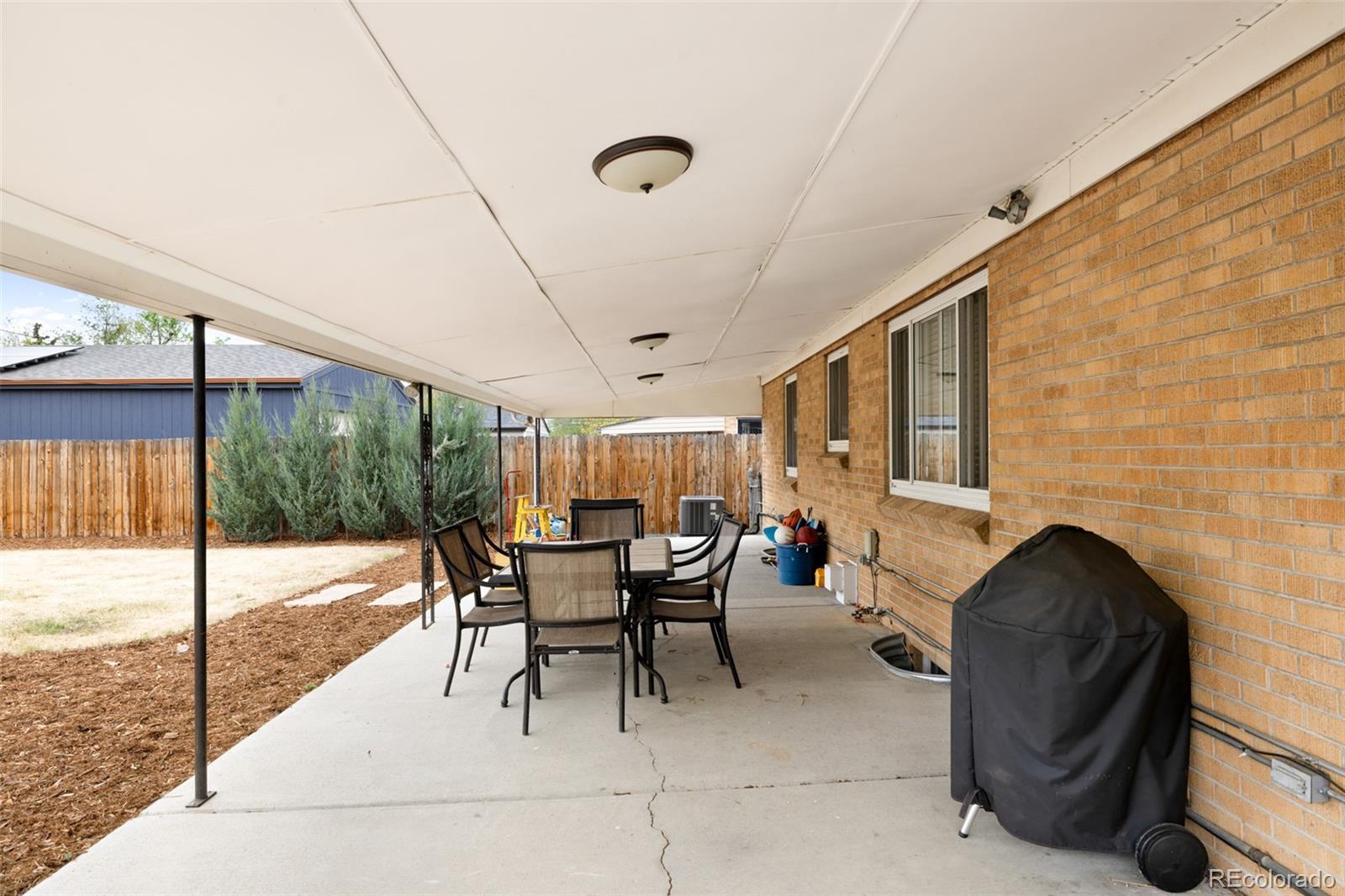 MLS Image #33 for 7600 e 22nd avenue,denver, Colorado