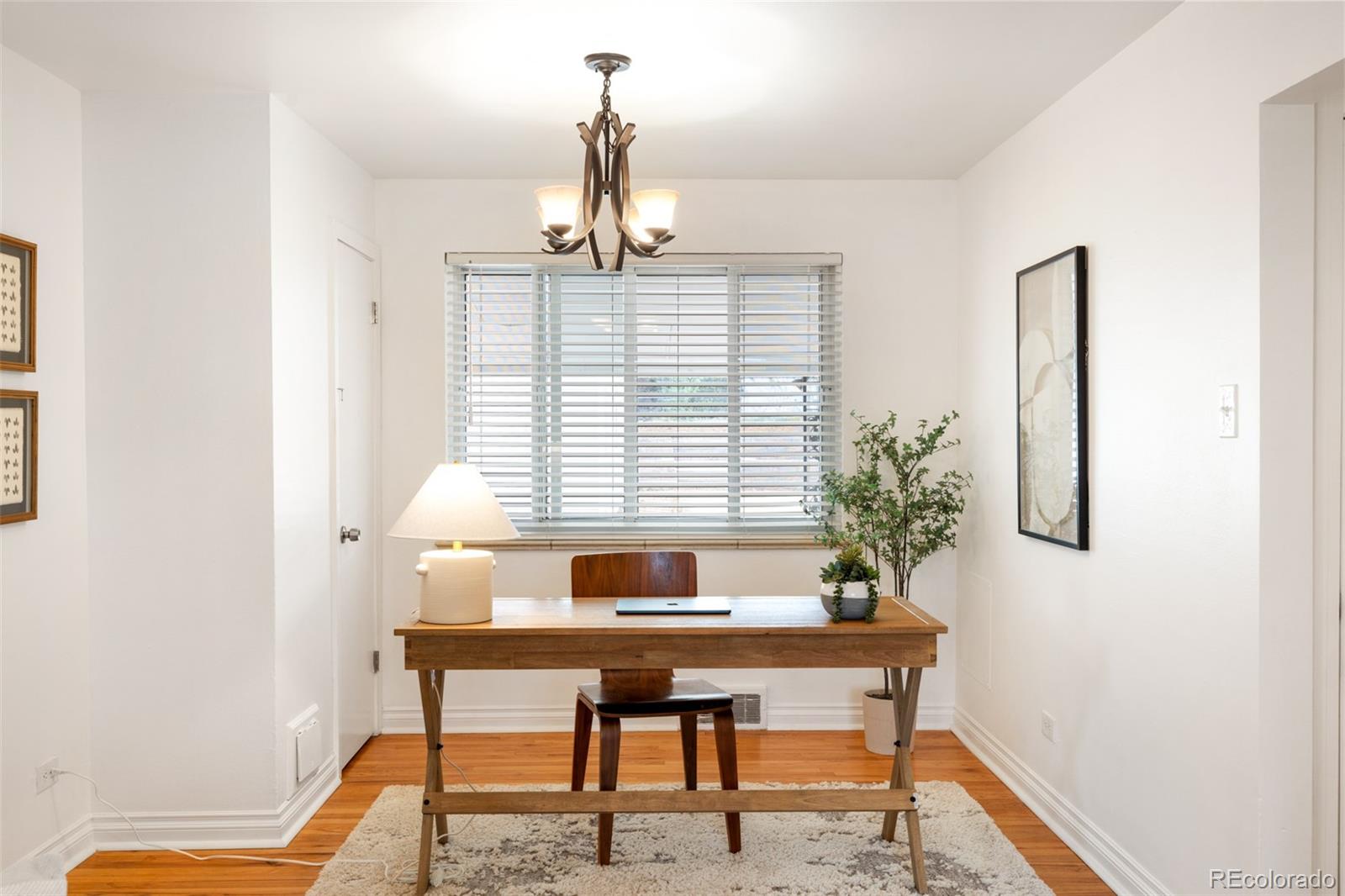 MLS Image #7 for 7600 e 22nd avenue,denver, Colorado