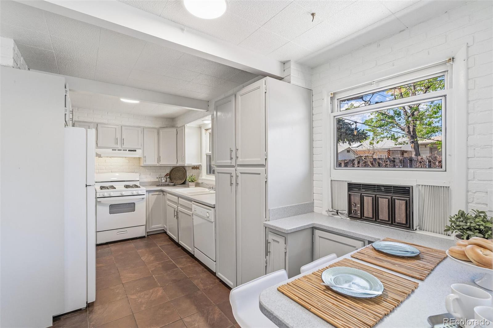 MLS Image #9 for 2449  marshall street,edgewater, Colorado