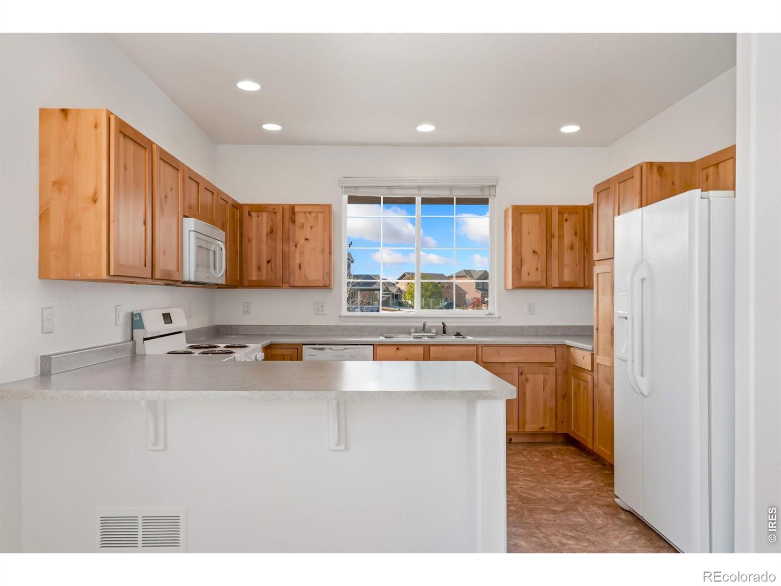 MLS Image #13 for 245  pinebrook court,windsor, Colorado