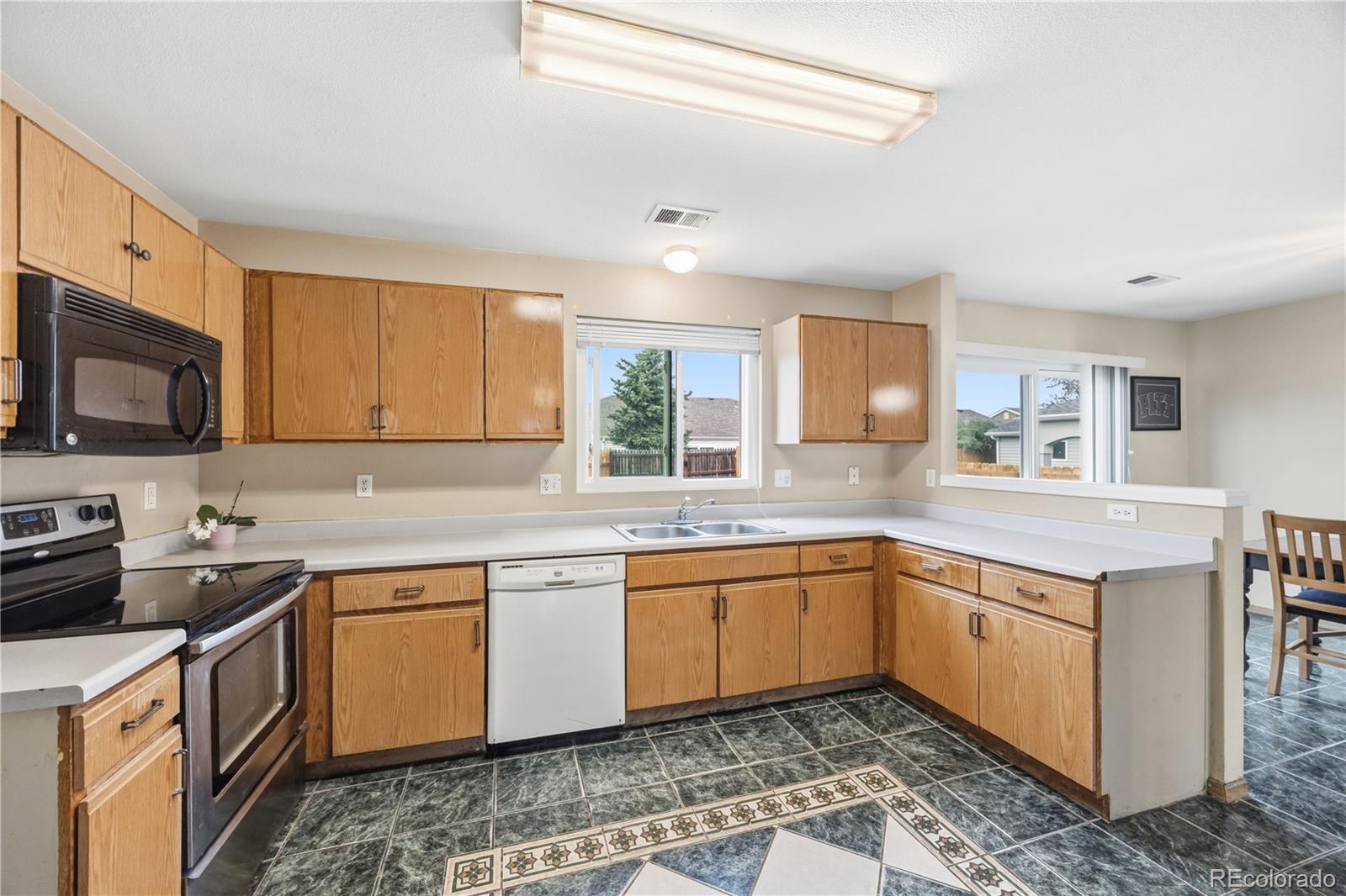 MLS Image #9 for 5003  jasper court,denver, Colorado