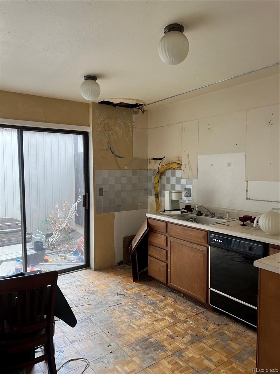 MLS Image #7 for 1866 s hoyt street,lakewood, Colorado