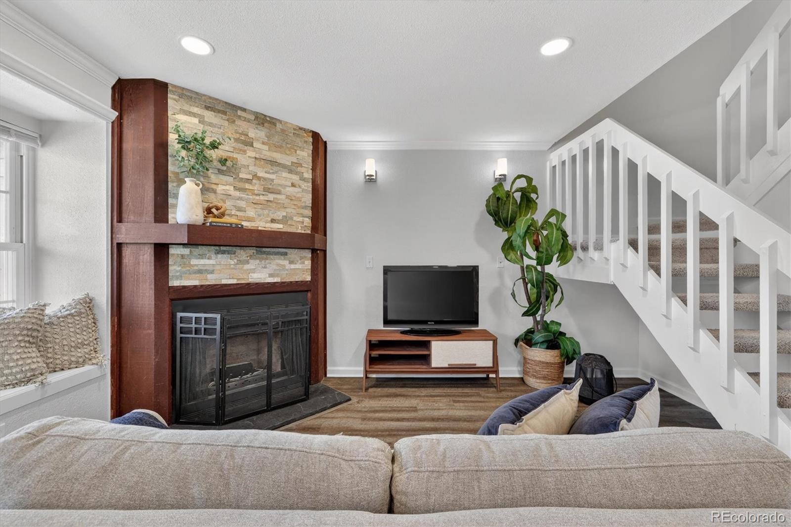 MLS Image #11 for 17158 e whitaker drive b,aurora, Colorado