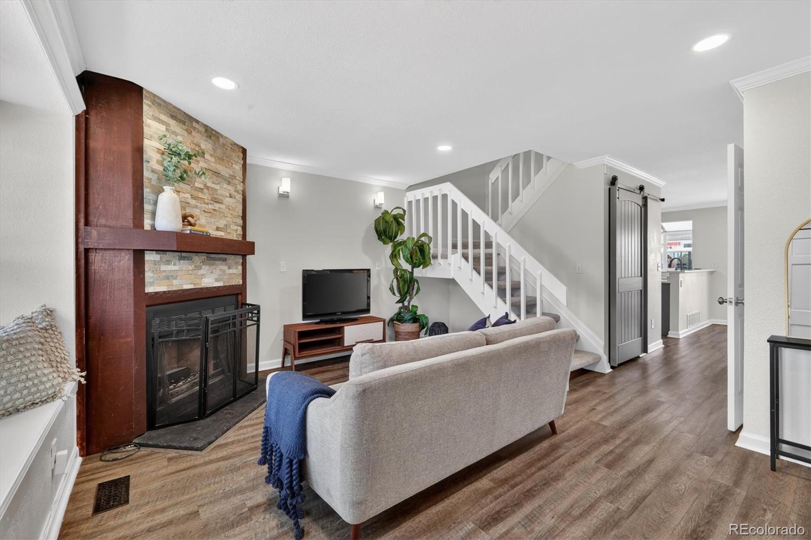 MLS Image #4 for 17158 e whitaker drive b,aurora, Colorado