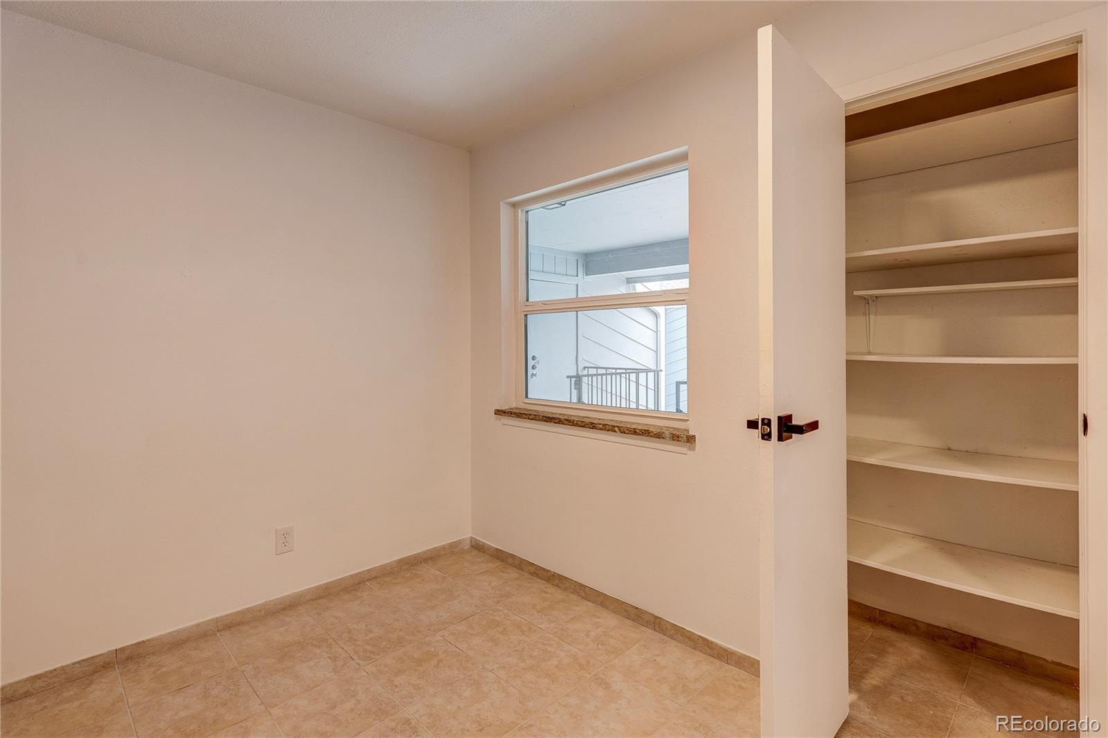 MLS Image #10 for 2365 e geddes avenue b22,littleton, Colorado