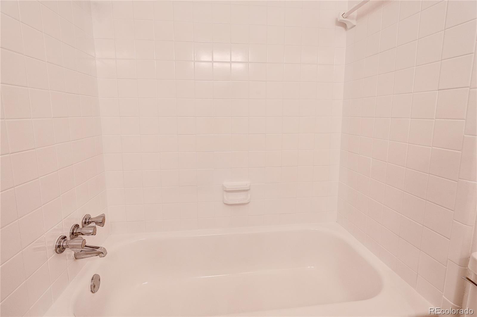 MLS Image #12 for 2365 e geddes avenue b22,littleton, Colorado