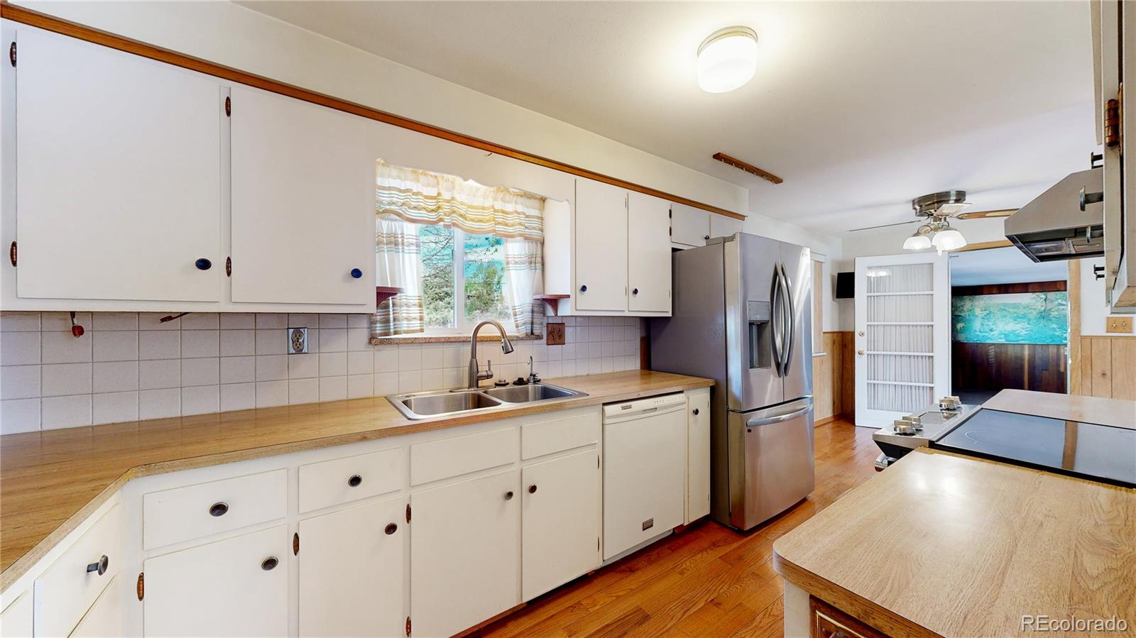MLS Image #10 for 8041  oak street,arvada, Colorado
