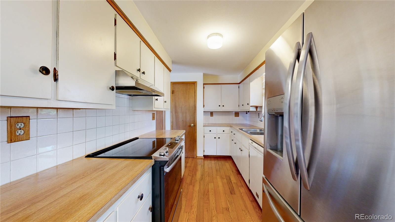 MLS Image #8 for 8041  oak street,arvada, Colorado