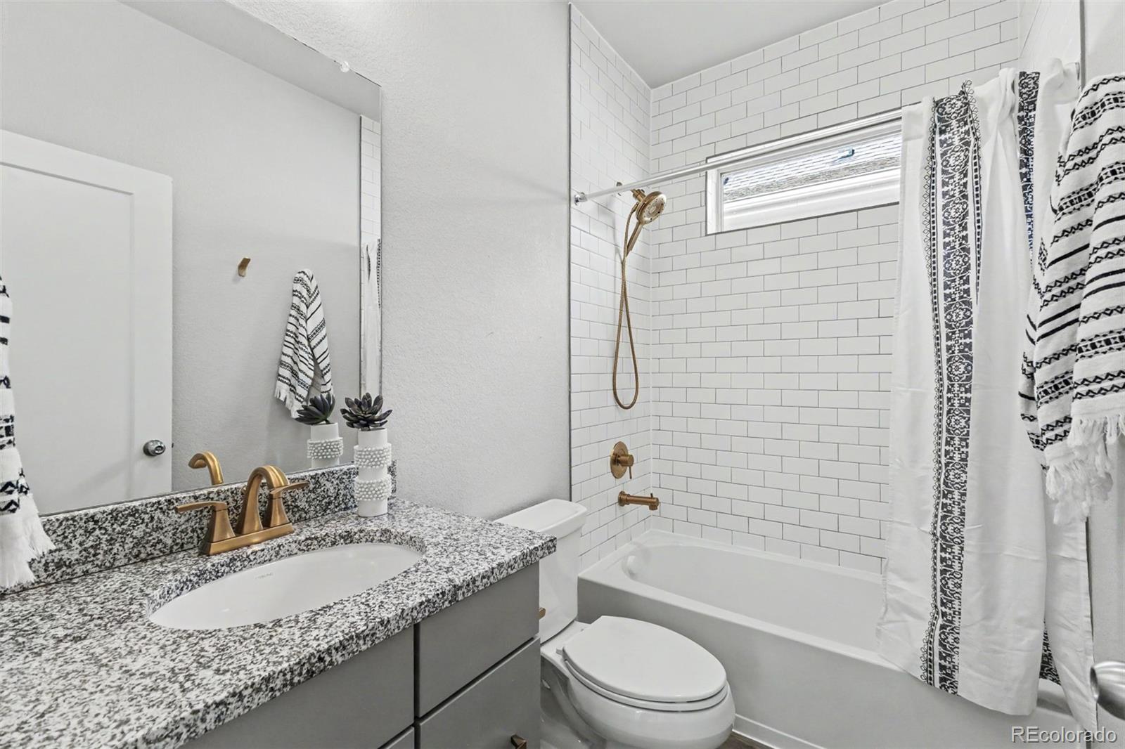 MLS Image #26 for 9982 e 60th avenue,denver, Colorado