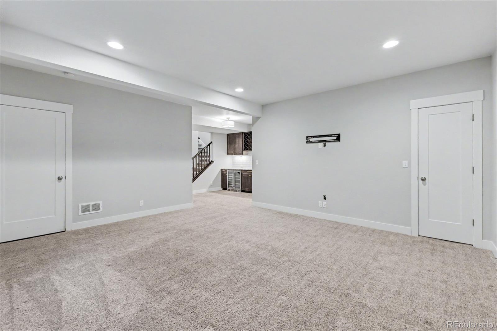 MLS Image #30 for 9982 e 60th avenue,denver, Colorado