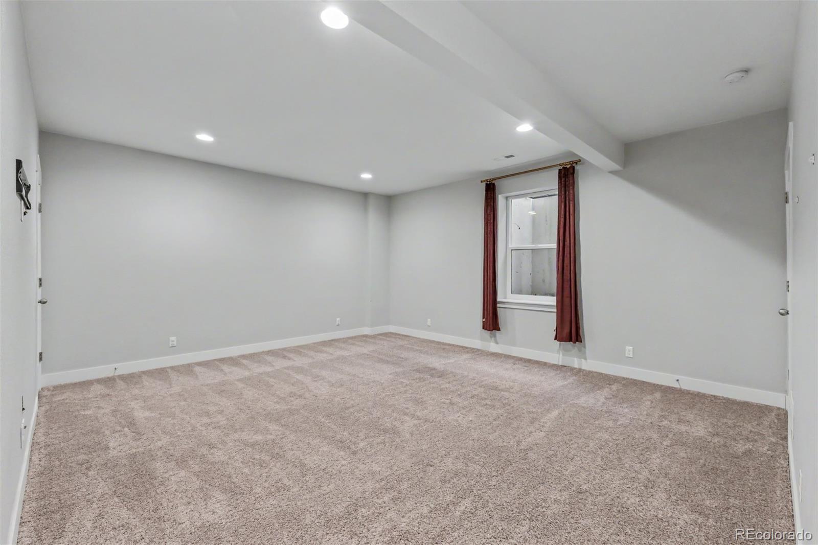 MLS Image #31 for 9982 e 60th avenue,denver, Colorado