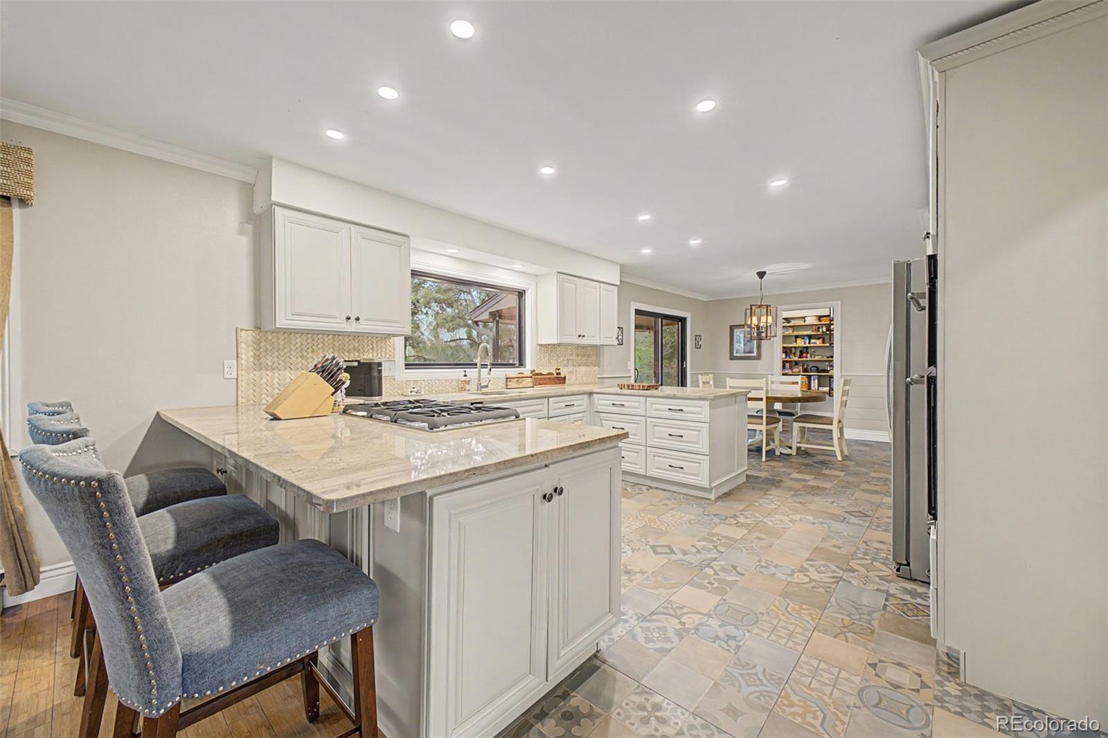 MLS Image #12 for 6152 s geneva way,englewood, Colorado