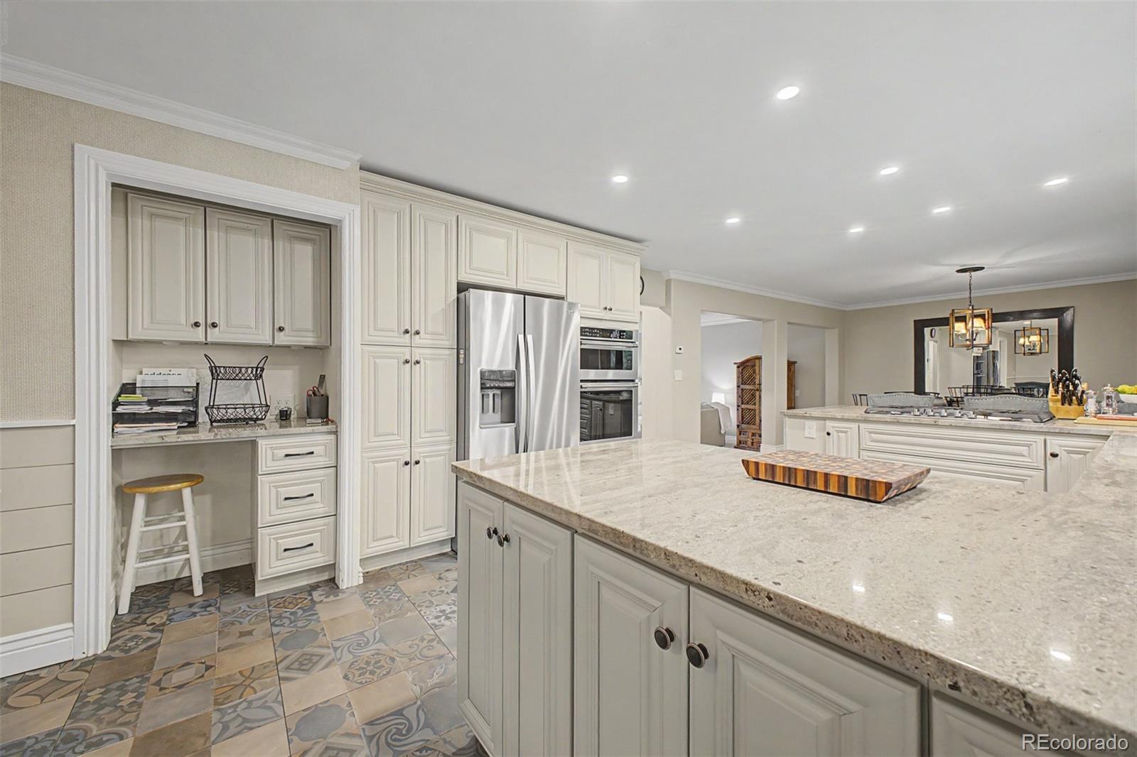 MLS Image #14 for 6152 s geneva way,englewood, Colorado