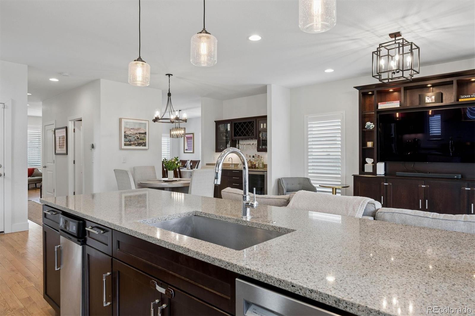 MLS Image #14 for 1851 e amherst avenue,denver, Colorado