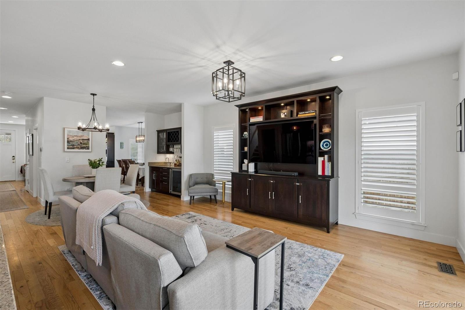 MLS Image #16 for 1851 e amherst avenue,denver, Colorado