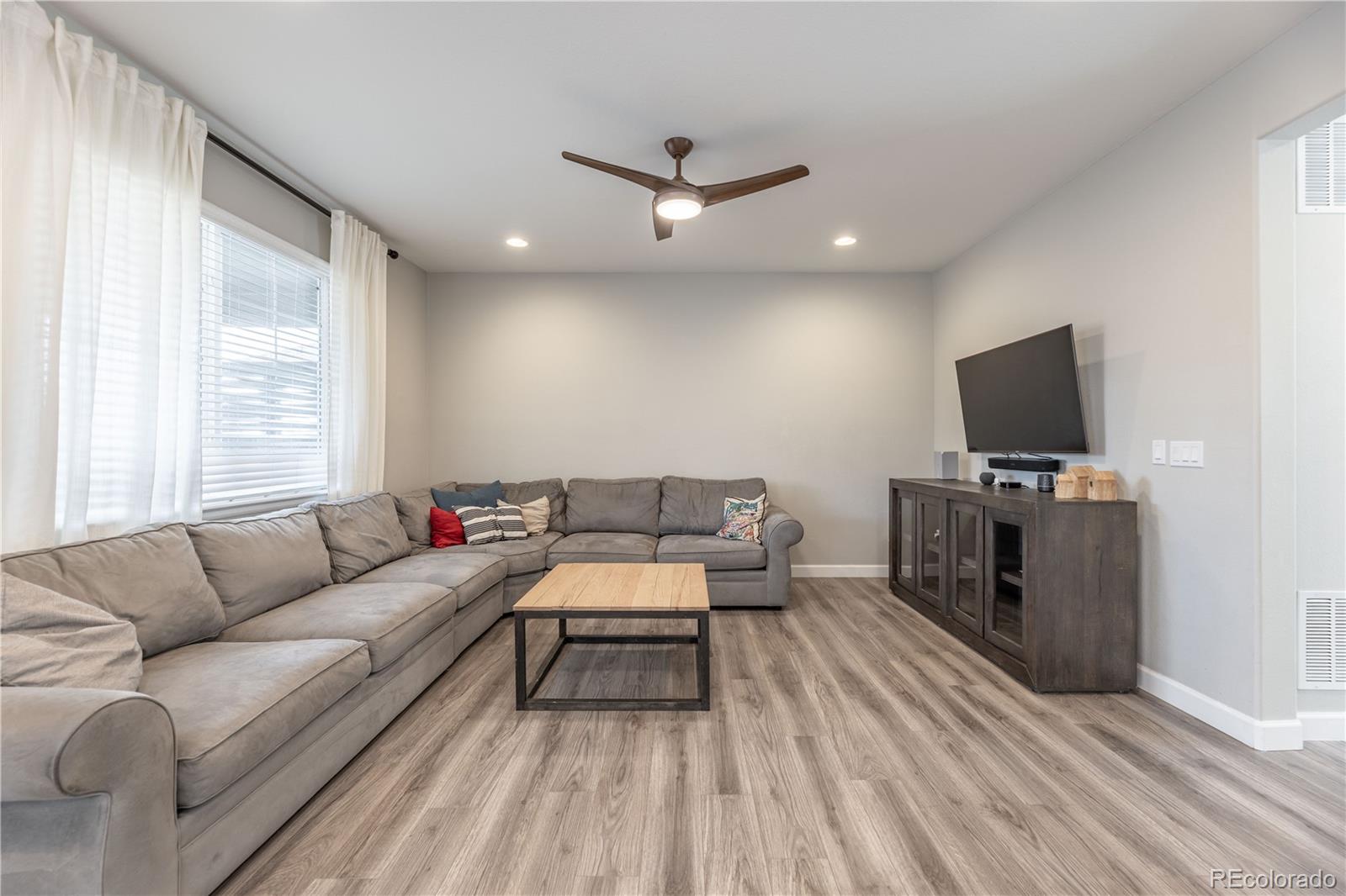 MLS Image #5 for 968  white leaf circle,castle rock, Colorado