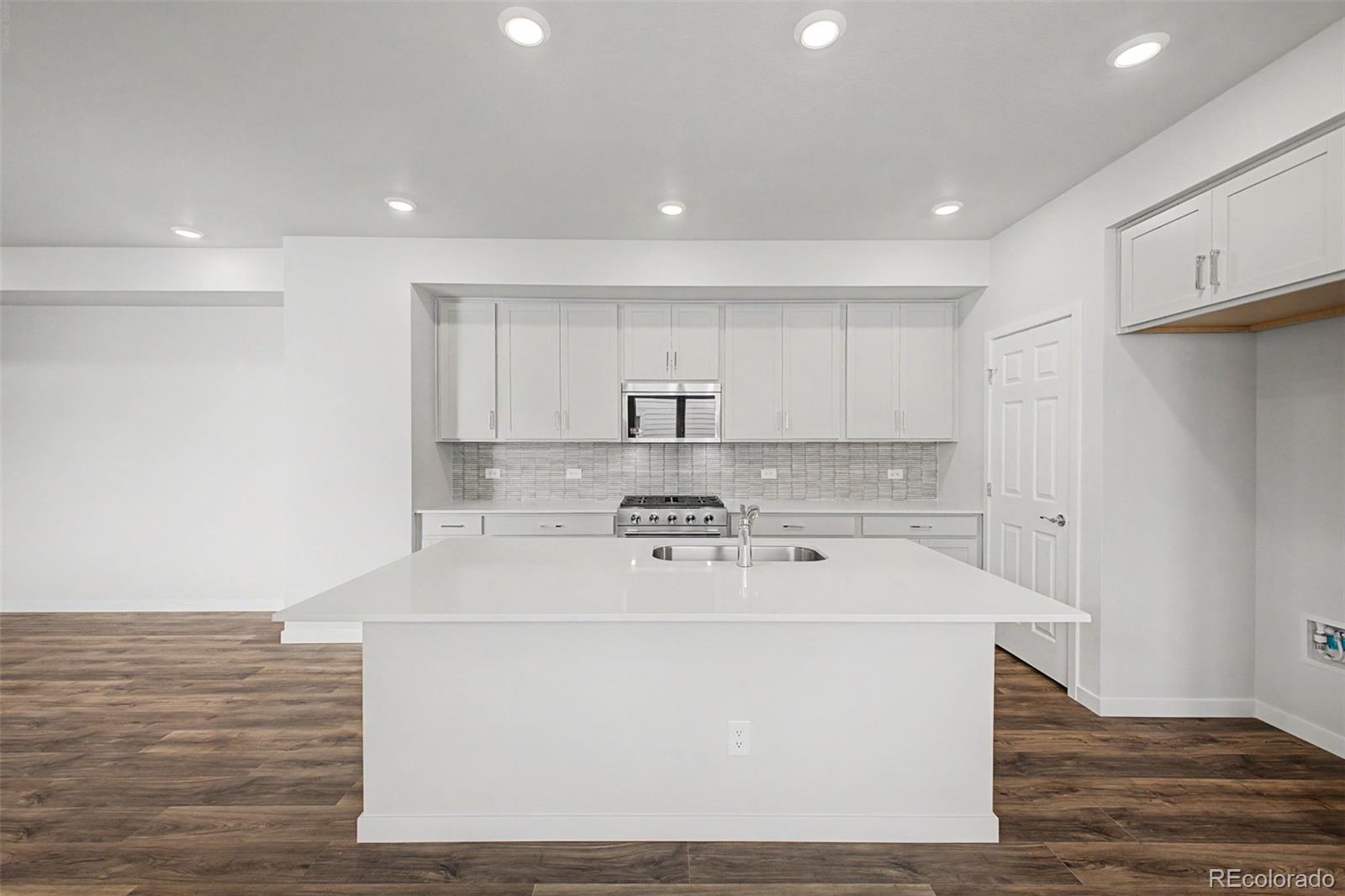MLS Image #15 for 5826 n orleans street,aurora, Colorado