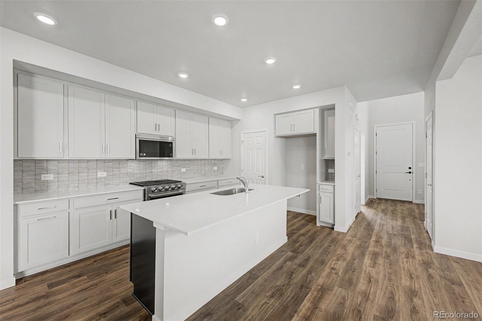 MLS Image #16 for 5826 n orleans street,aurora, Colorado