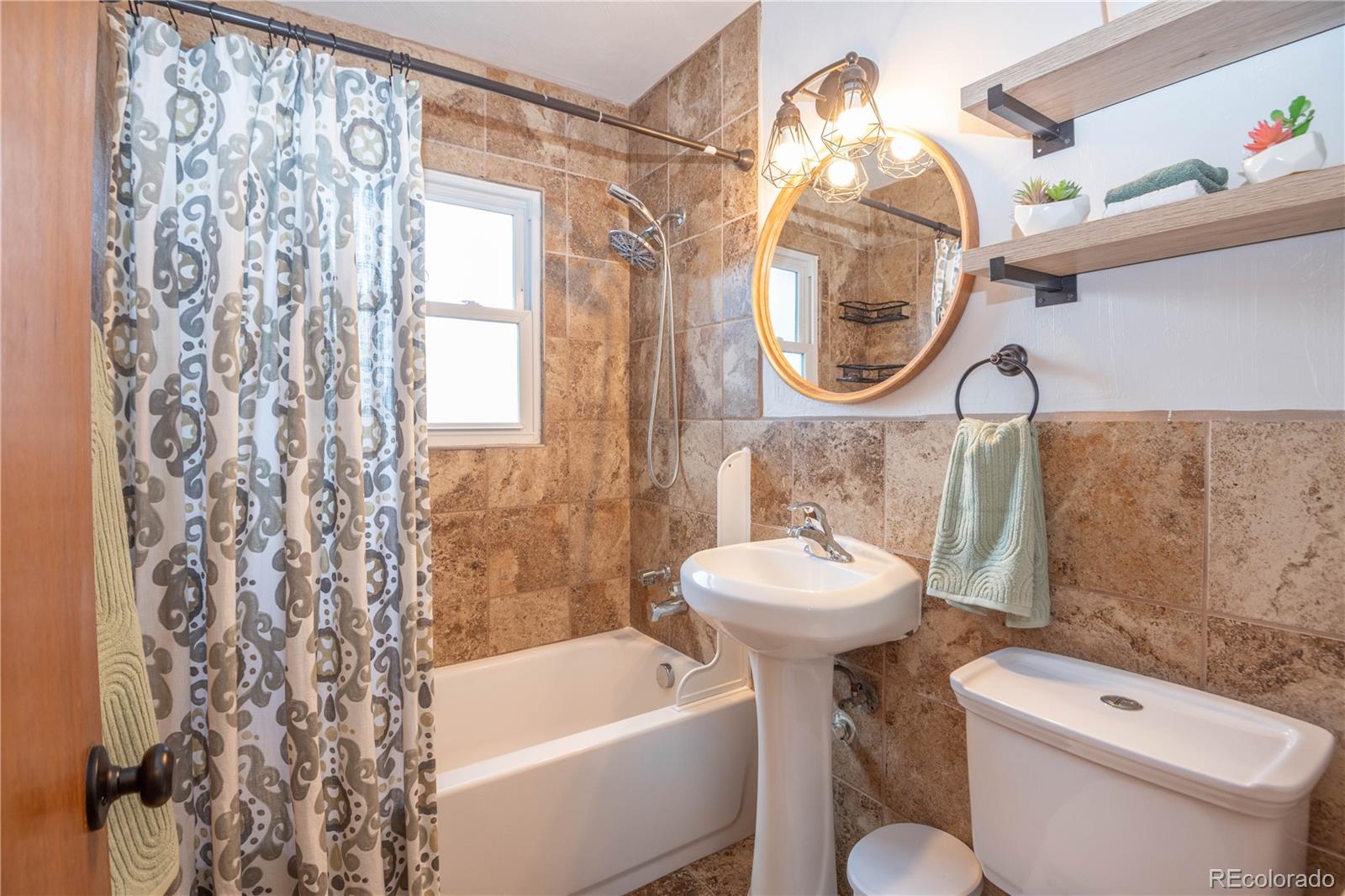 MLS Image #10 for 513  26th avenue court,greeley, Colorado
