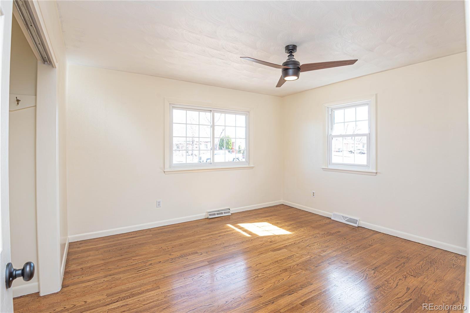 MLS Image #8 for 513  26th avenue court,greeley, Colorado