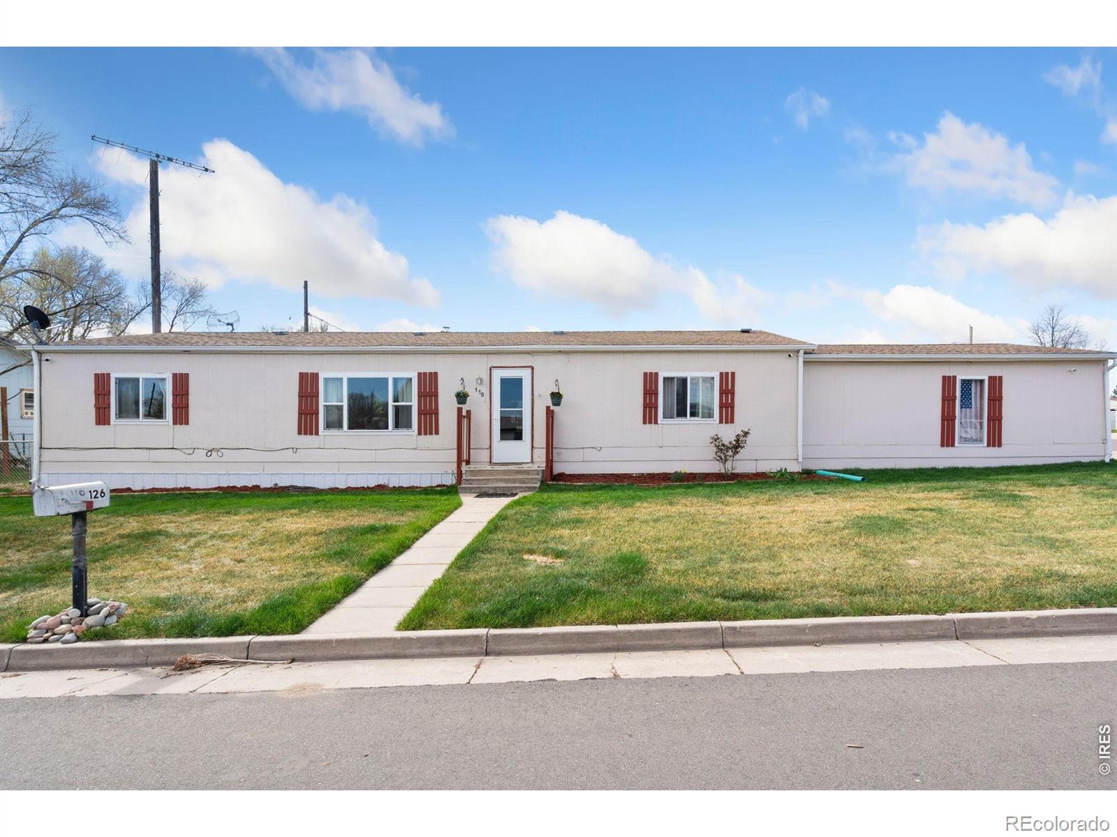 MLS Image #0 for 110  ash street,log lane village, Colorado