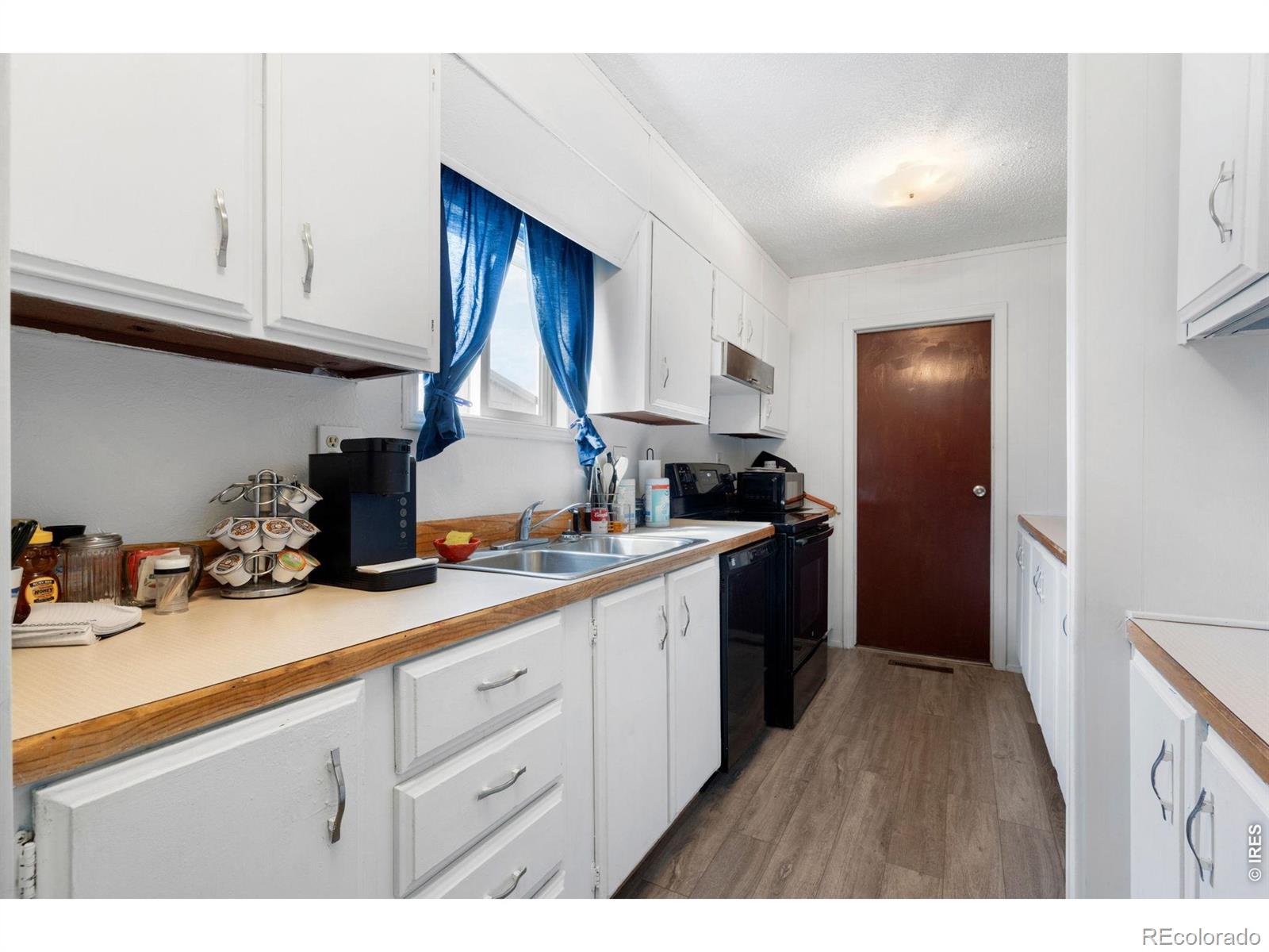 MLS Image #6 for 110  ash street,log lane village, Colorado